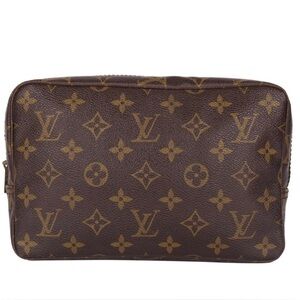 Louis Vuitton Trousse 23 Unisex Classic Monogram Canvas Cosmetic Bag | Vintage